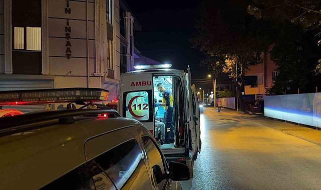Düzce'de motosiklet kaldırıma çarptı: 2 yaralı