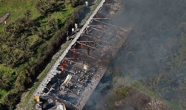 Düzce'de yangının çıktığı fabrika kullanılamaz hale geldi