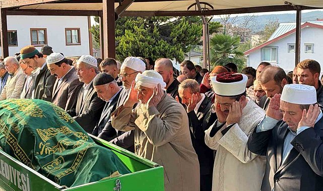 Düzce'nin sevilen iş adamı son yolculuğuna uğurlandı