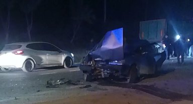 Düzce'de otomobil ile traktör çarpıştı: 5 yaralı