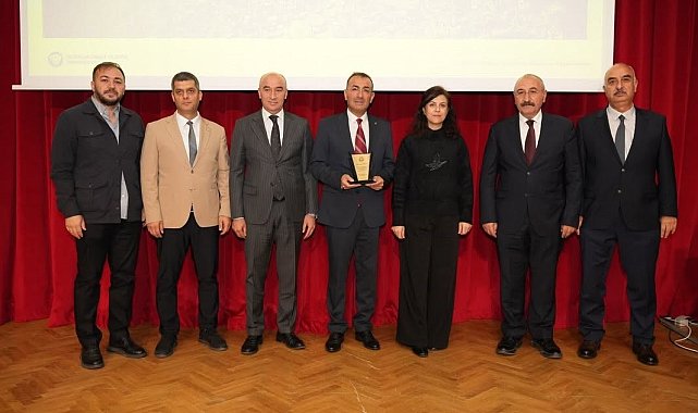 EBYÜ'de afet ve kentsel dönüşüm konferansı düzenlendi