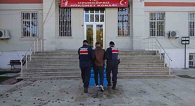 Edirne'de 23 düzensiz göçmen yakalandı, organizatör tutuklandı