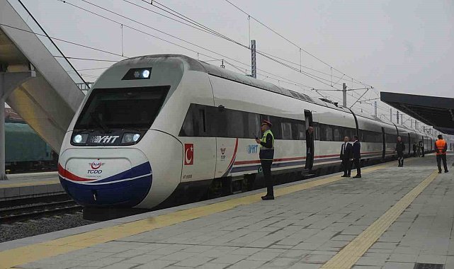 Edirne'den hızlı trenle yeni dönem başladı