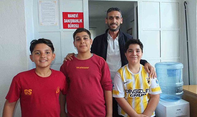Edremit'te Kızılkeçili Camiinde manevi danışmanlık bürosu açıldı