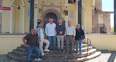 Edremit'te tarihi Güre Camii ilgi görüyor