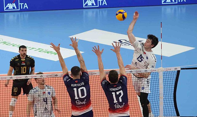 Efeler Ligi: Altekma: 0 - Halkbank: 3