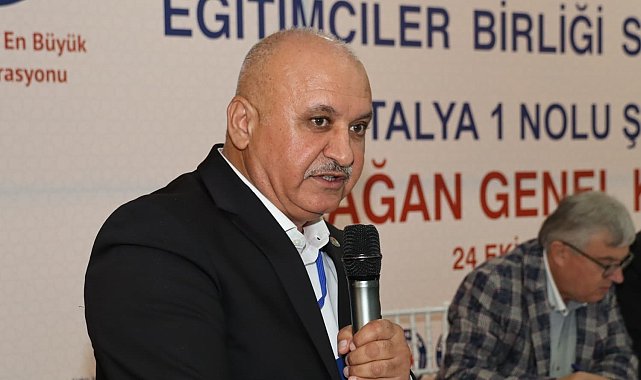 Eğitim-Bir-Sen Antalya'da Eyüp Bülent Miran güven tazeledi