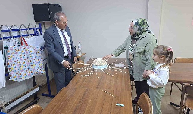 Eğitim yöneticileri sahadaki ihtiyaçları yerinde belirliyor