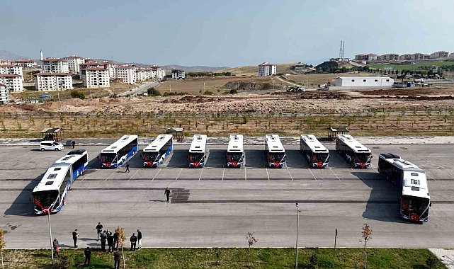 Elazığ Belediyesi araç filosunu güçlendirdi