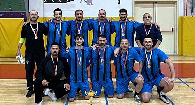 Elazığ Belediyespor Futsal Takımı şampiyon oldu