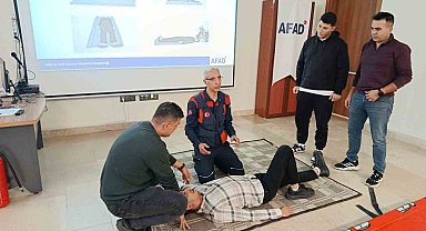 Elazığ'da arama kurtarma ve çadır kurulumu eğitimi