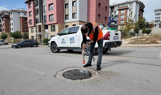 Elazığ'da larvayla mücadele sürüyor
