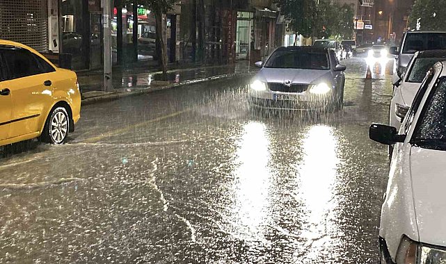 Elazığ'da sağanak etkisini sürdürüyor