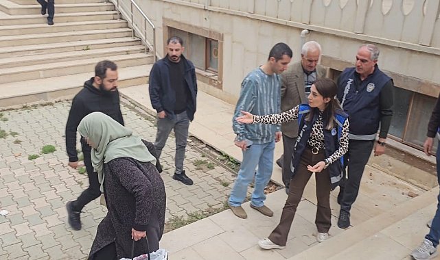 Elazığ'da zabıtayı görünce bel ağrısından eser kalmadı: Kaçmaya başladı