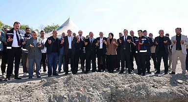 Elecik Mahalle Konağı'nın temeli atıldı