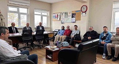Emeksiz okul ziyaretlerini sürdürüyor