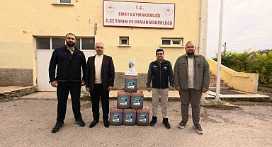 Emet'te 10 süt işletmesine antimastitör cihazı desteği