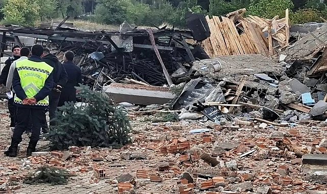 Emet'te kazan dairesinde patlama