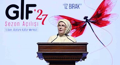 Emine Erdoğan TÜRGEV'in GİF'27 sezon açılışında gençlere seslendi: "Temennim odur ki her biriniz geleceğe güzel, sahici, hayırlı izler bıraksın"