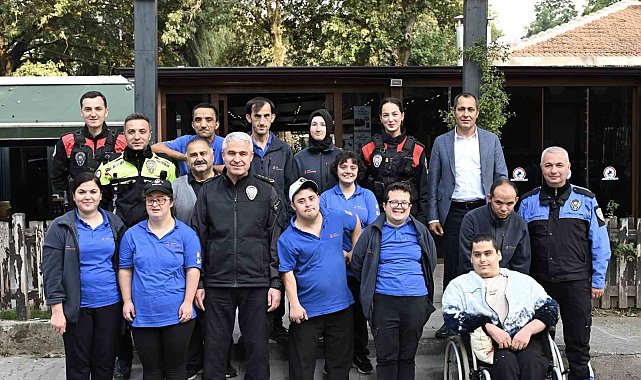 Emniyet Müdürü Ergüder Kusursuz Kafe'de gönüllere dokundu