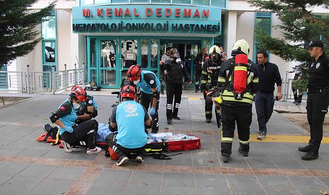 Erciyes Üniversitesi'nde deprem ve yangın tatbikatı