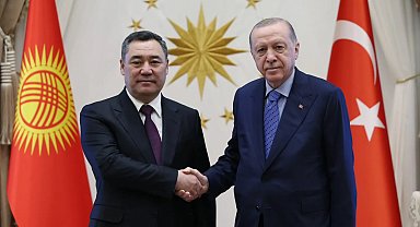 Erdoğan, Kırgızistanlı mevkidaşıyla görüştü
