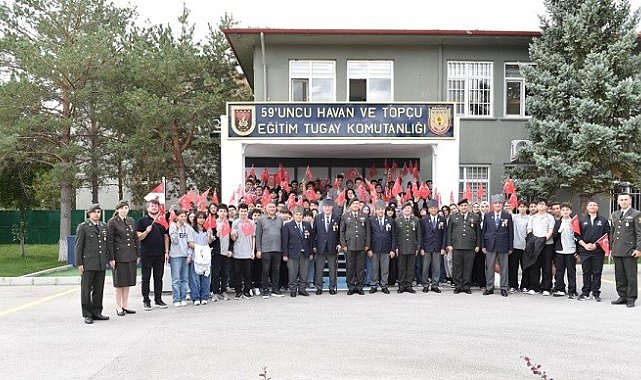 Erzincan Fen Lisesi öğrencileri Mehmetçiklerle bir araya geldi