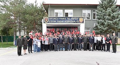 Erzincan Fen Lisesi öğrencileri Mehmetçiklerle bir araya geldi