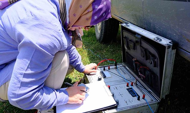 Erzincan meralarında hayvancılık için su çalışması