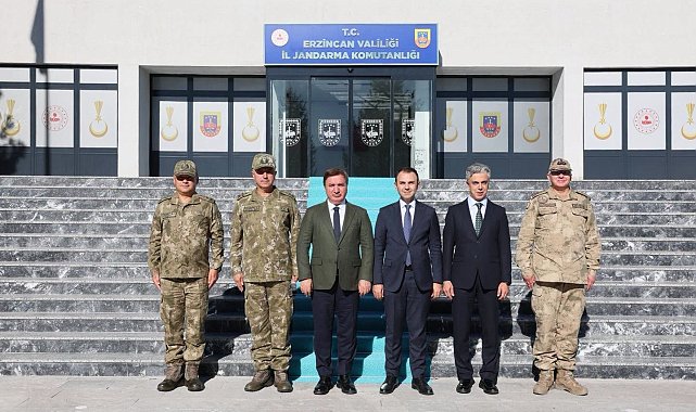 Erzincan protokolünden İl Jandarma Komutanı Altundarak'a ziyaret