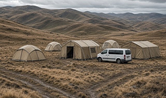 Erzincan yaylalarında çadırları sel suları bastı