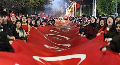 Erzincan'da bayrak yürüyüşü