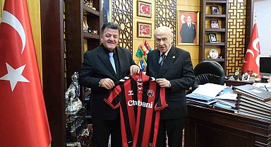 Erzincanspor yönetiminden MHP Genel Başkanı Bahçeli'ye ziyaret
