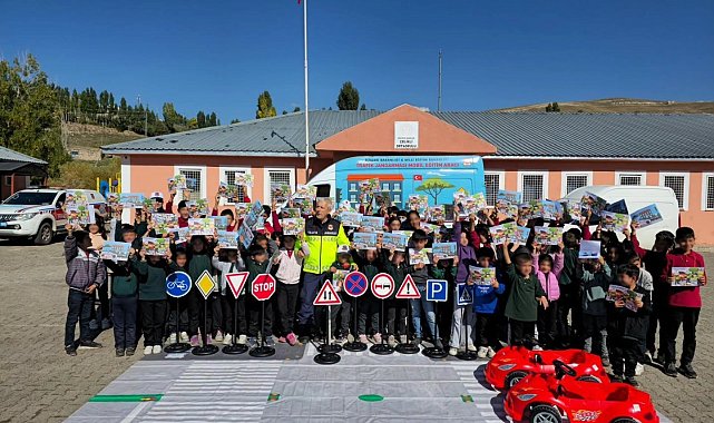 Erzurum'da jandarmadan okul çevrelerinde sıkı denetim