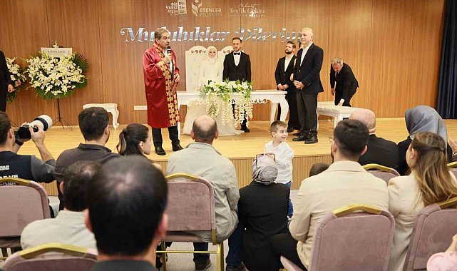 Esenler'de çiftlere ücretsiz nikah hatırası