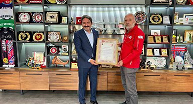 Eskişehir Gençlik ve Spor İl Müdürlüğüne Kızılay'dan bronz madalya