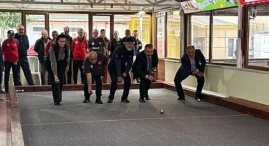 Eskişehir'de huzurevi sakinleri Bocce Dostluk Maçı etkinliğinde bir araya geldi