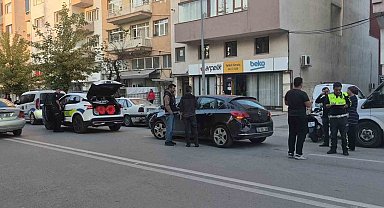 Eskişehir'de otomobile arkadan çarpan motosikletin sürücüsü yaralandı