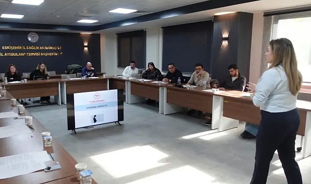 Eskişehir'de sağlık personeline "Obstetrik Aciller Eğitimi" verildi