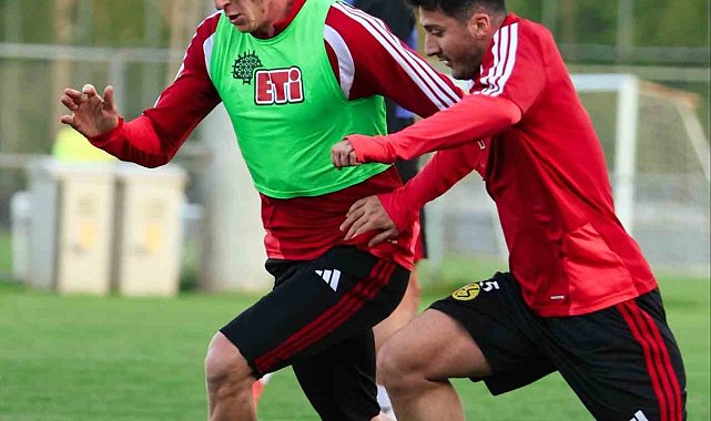 Eskişehirspor, Bursa Yıldırım SK maçı için hazırlanıyor