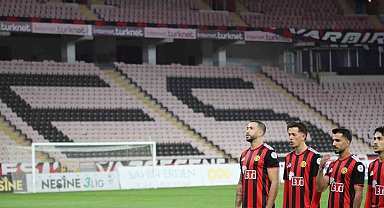 Eskişehirspor'un maçında tribünler sessiz kaldı