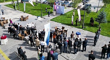 ETÜ'de 5 yıllık tam akreditasyon için kutlama programı düzenlendi