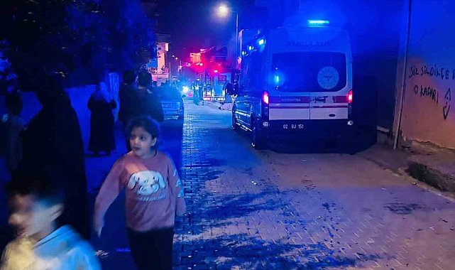 Evde çıkan yangın paniğe neden oldu