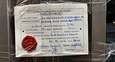 Eyüpsultan'da 5 katlı riskli bina tahliye edilerek mühürlendi
