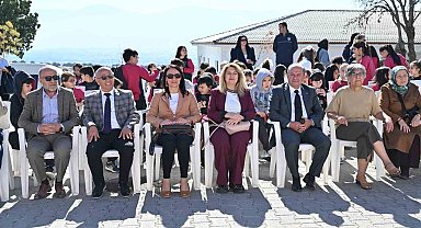 Farklı kuşaklar aynı etkinlikte buluştu