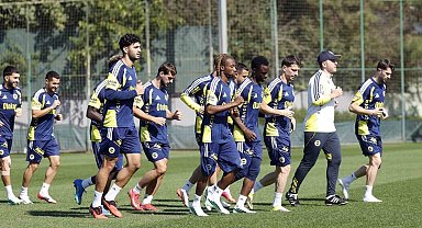 Fenerbahçe, Aston Villa maçı hazırlıklarına başladı