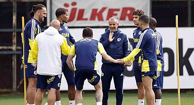 Fenerbahçe, Galatasaray derbisi hazırlıklarına devam etti