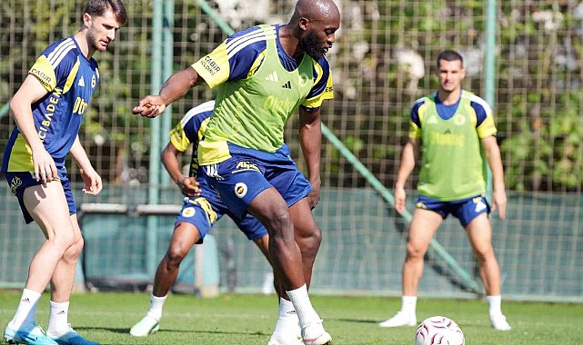 Fenerbahçe, Galatasaray maçı hazırlıklarına ara vermeden başladı