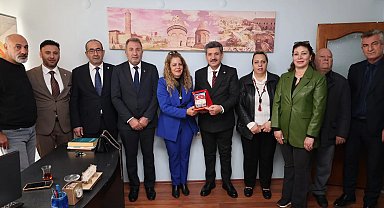 Ferhat Yılmaz'dan Erzurum Yeni Medya Derneği'ne ziyaret