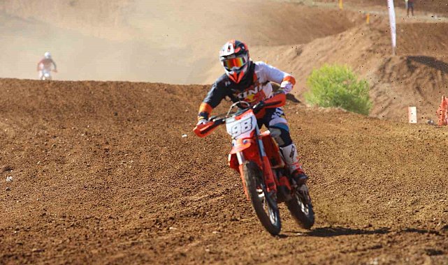 Fethiye'de motokros heyecanı sezon finaliyle zirveye çıktı